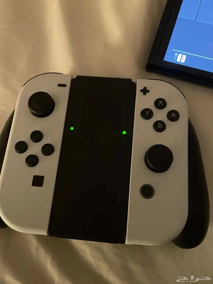 نينتيندو سويتش اوليد ابيض مستعمل ساعتين فقط 4