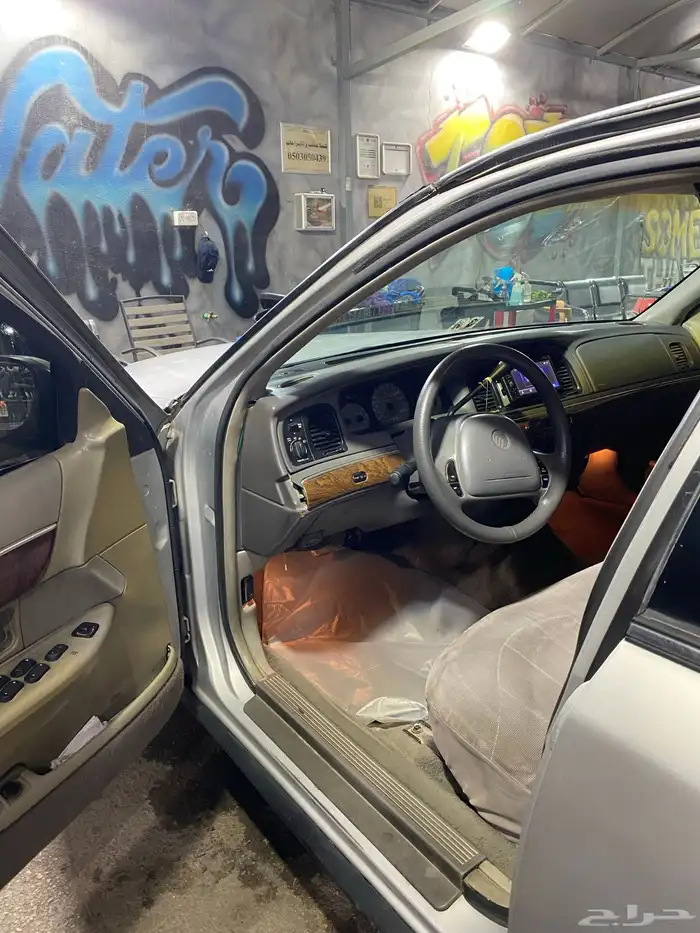 للبيع فورد جراند ماركيز 7