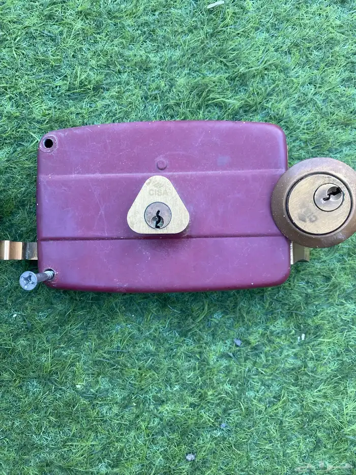 كيلون باب حديد تشيزا ايطالي مستعمل نظيف 1