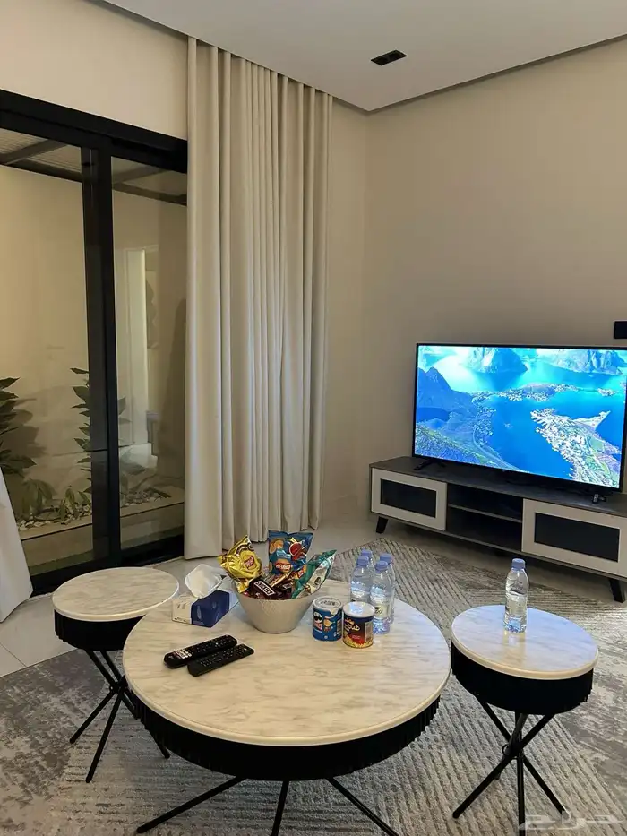 شقة مؤثثة فاخرة قريبه من الدائري 1