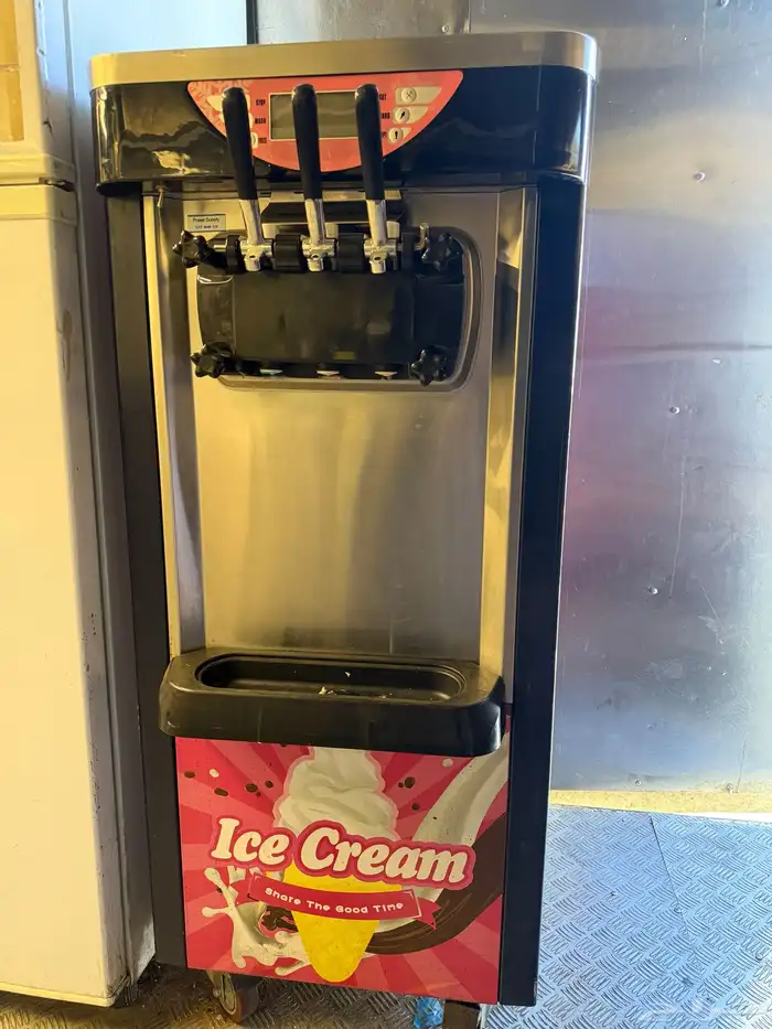 اله الايسكريم 7