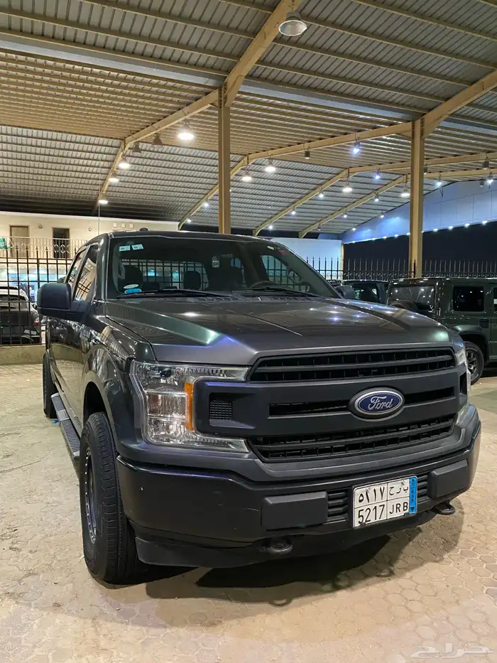 للبيع فورد F150 اكس ال 2018 دبل سعودي عداد 278 الف 2