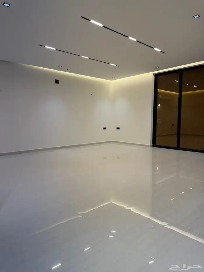 دور اول للايجار خمس غرف نوم ماستر وصاله 0