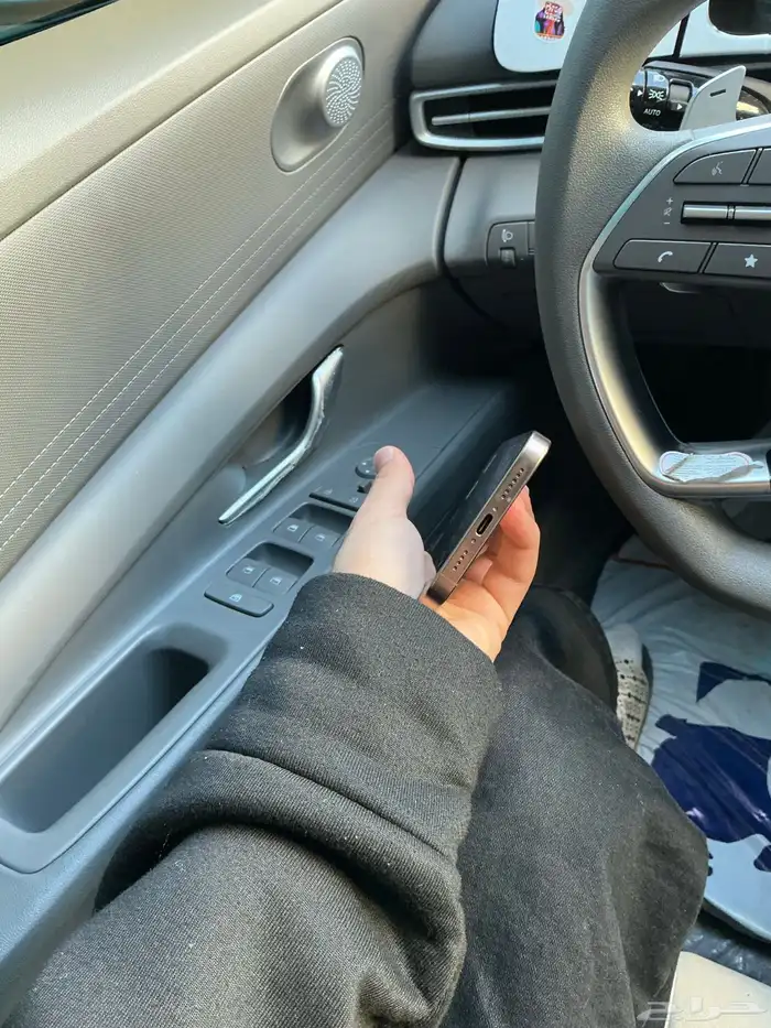 ايفون 16 برو ماكس 2