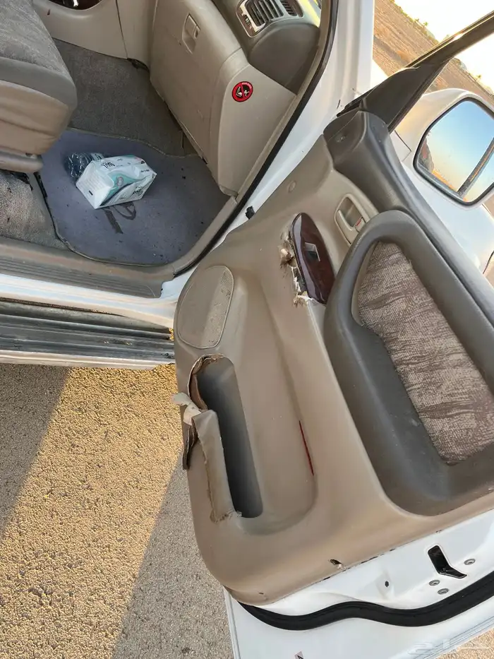 لاندكروزر GXR 8