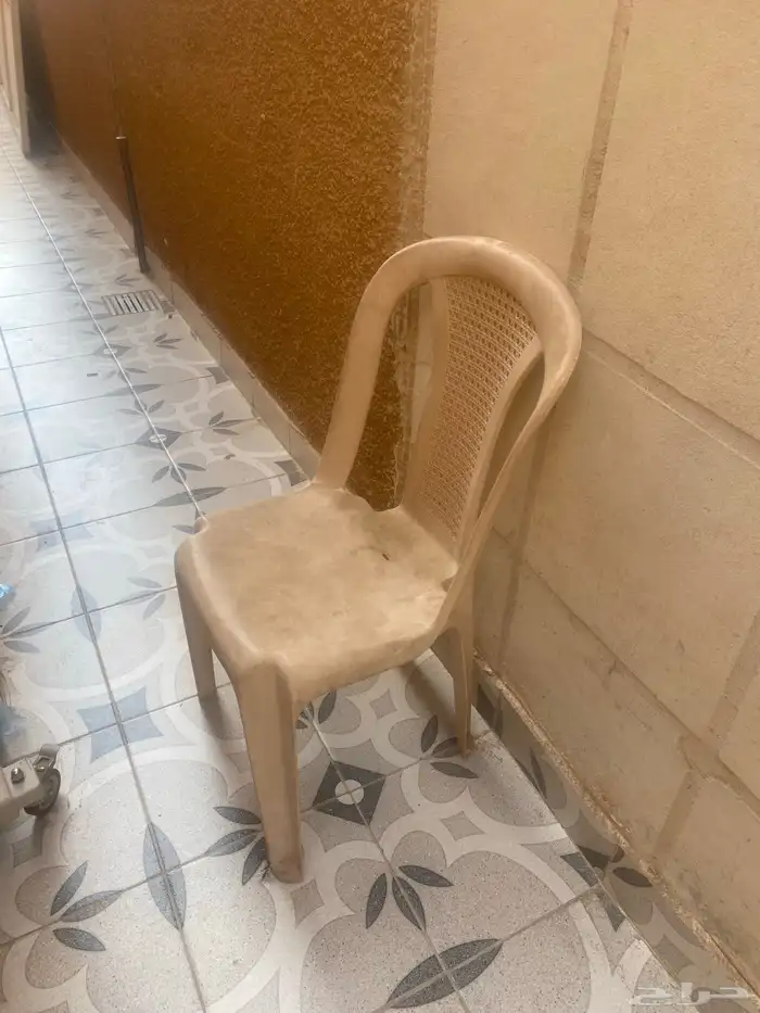 للبيع كرسي مطبخ نظيف 0