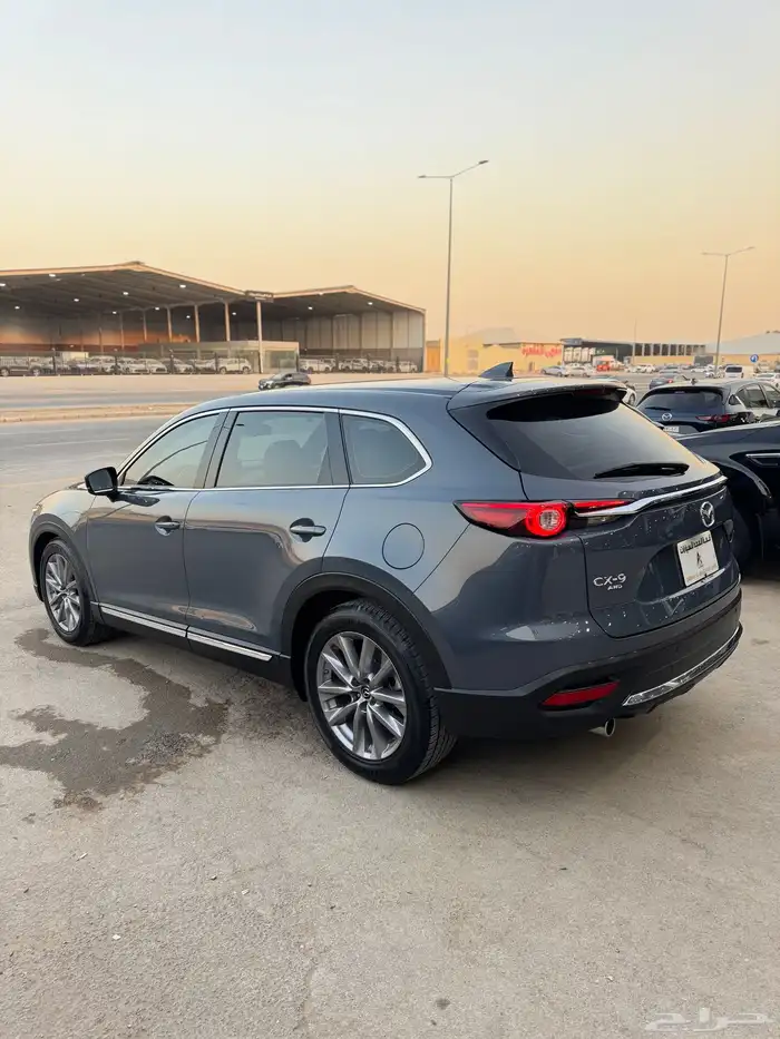 للبيع مازدا CX9 2022 - فل كامل - بحالة الوكاله 4