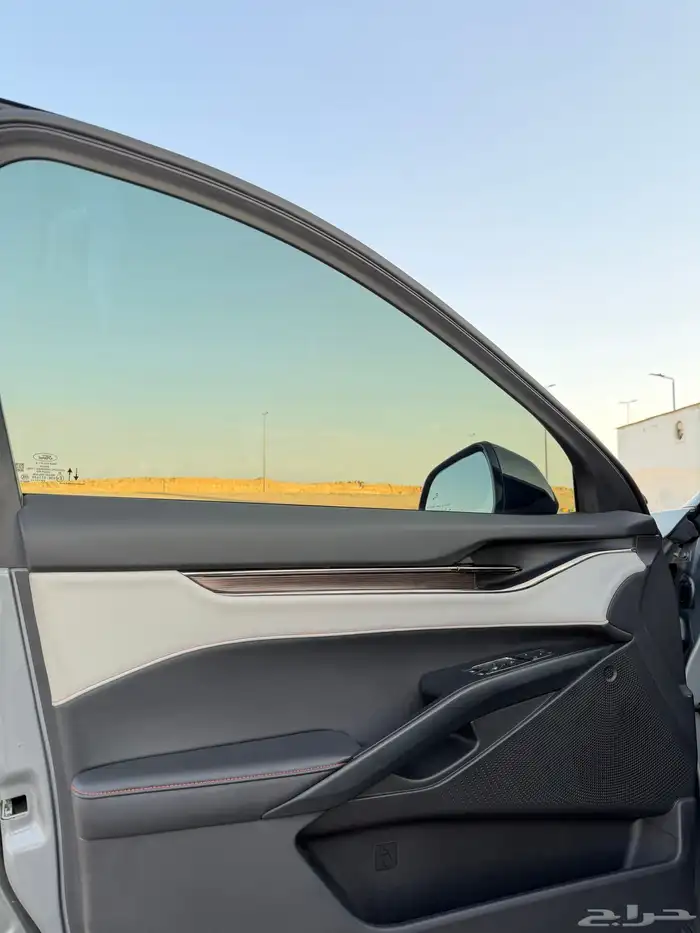 فورد تورس 2024 فل كامل تيتانيوم 47