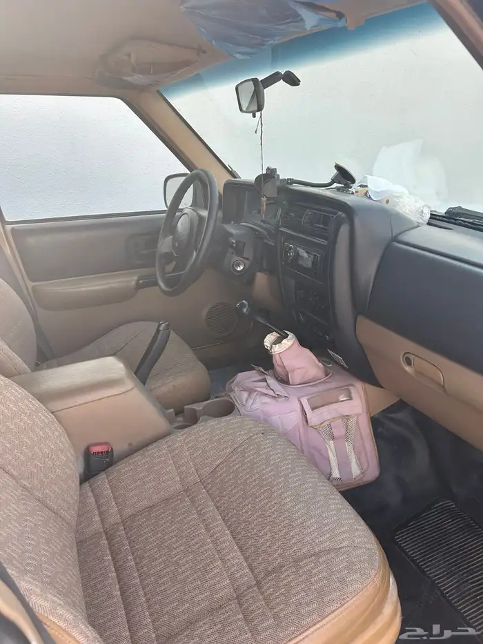 جيب شيروكي ابيض موديل 99 قير عادي 4