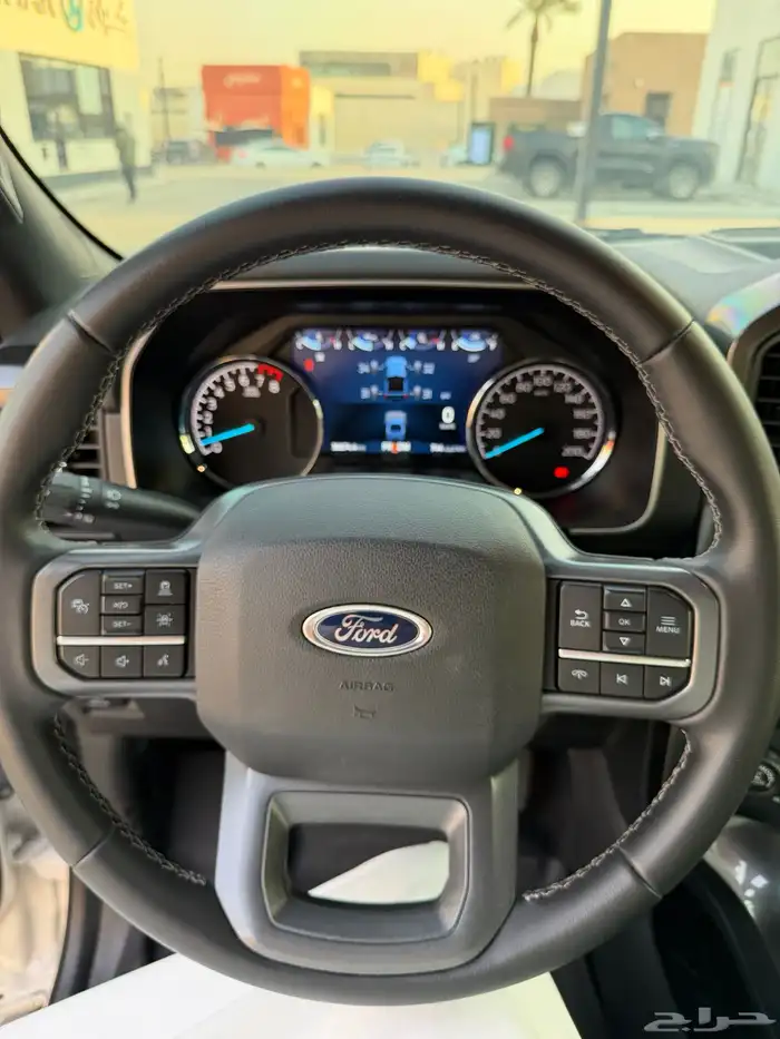 F-150 XLT 8 سلندر 11