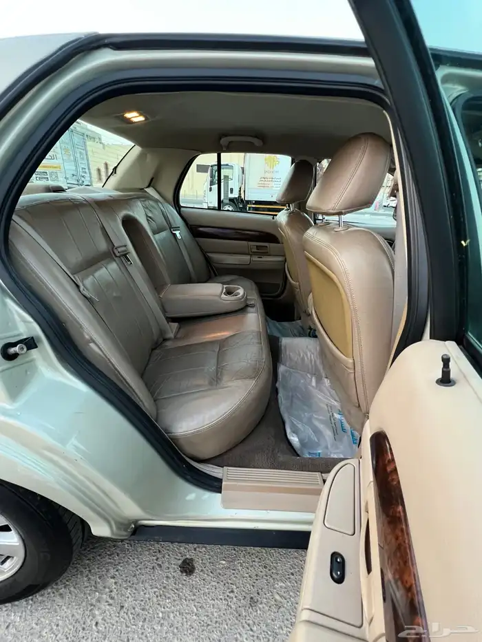 فورد قراند ماركيز لمتد 16