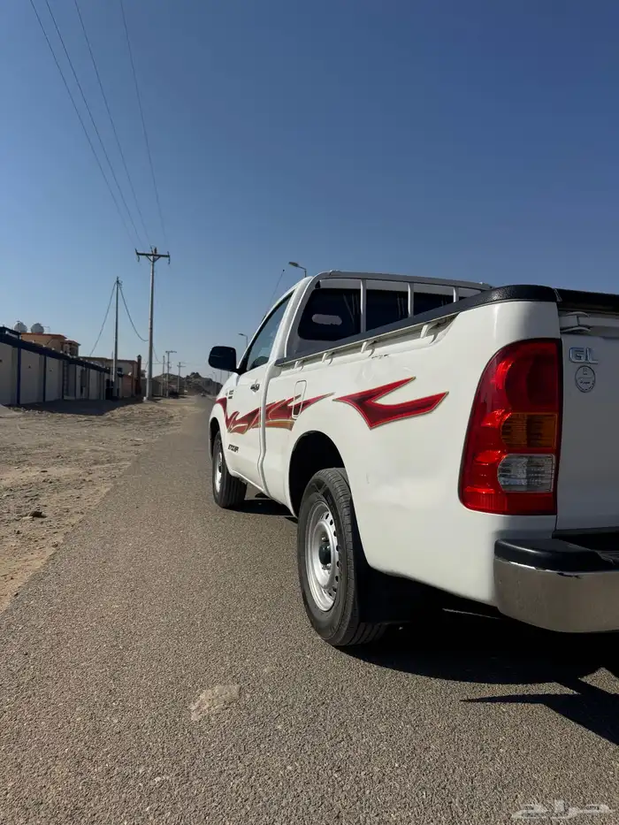 هايلكس موديل 2011 ممشى 197 الف وعلاها المشي حقيقي في ناجز 2