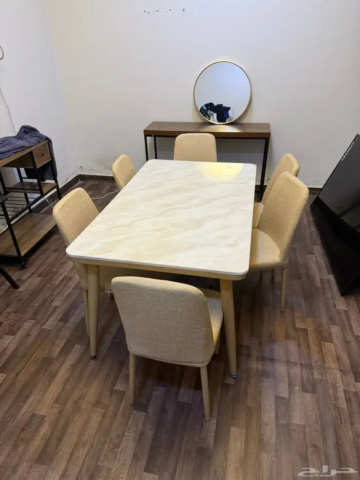 طاوله طعام شبه جديده رخام 6كراسي 0