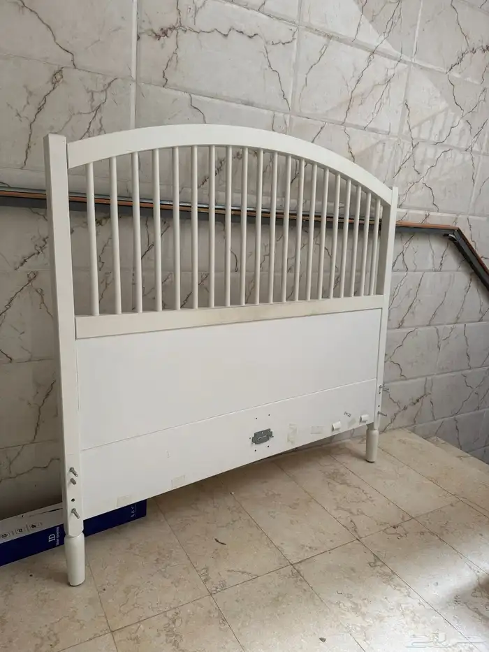 سرير ايكيا للبيع 0