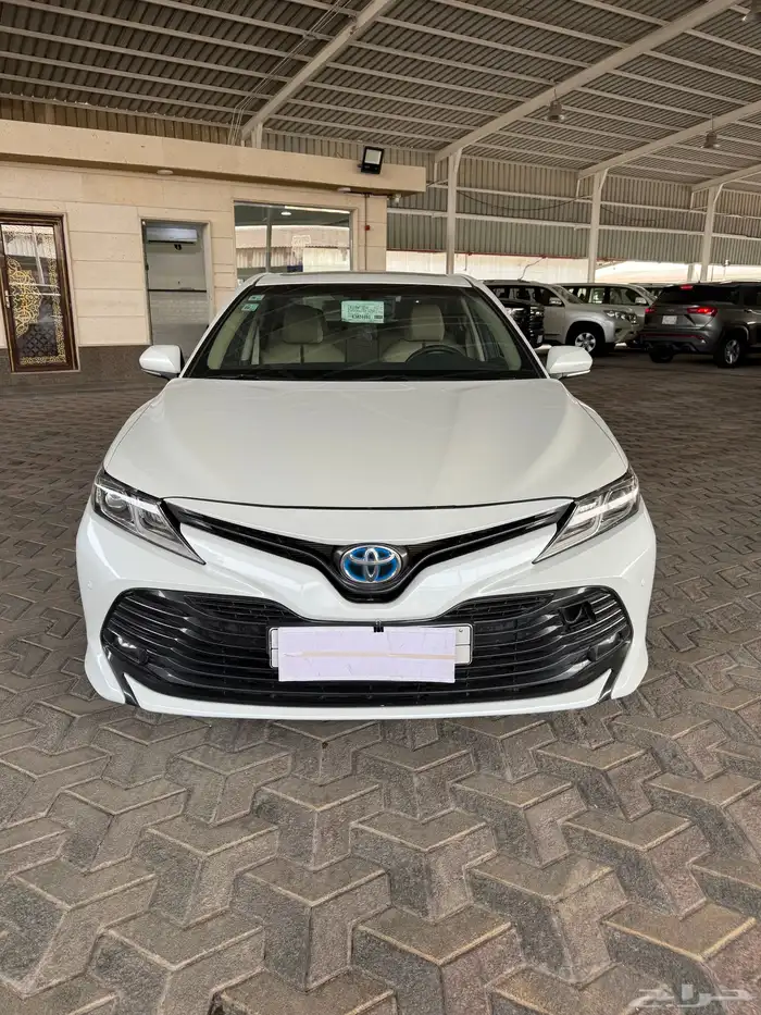 تويوتا كامري GLE هايبرد موديل 2019 0