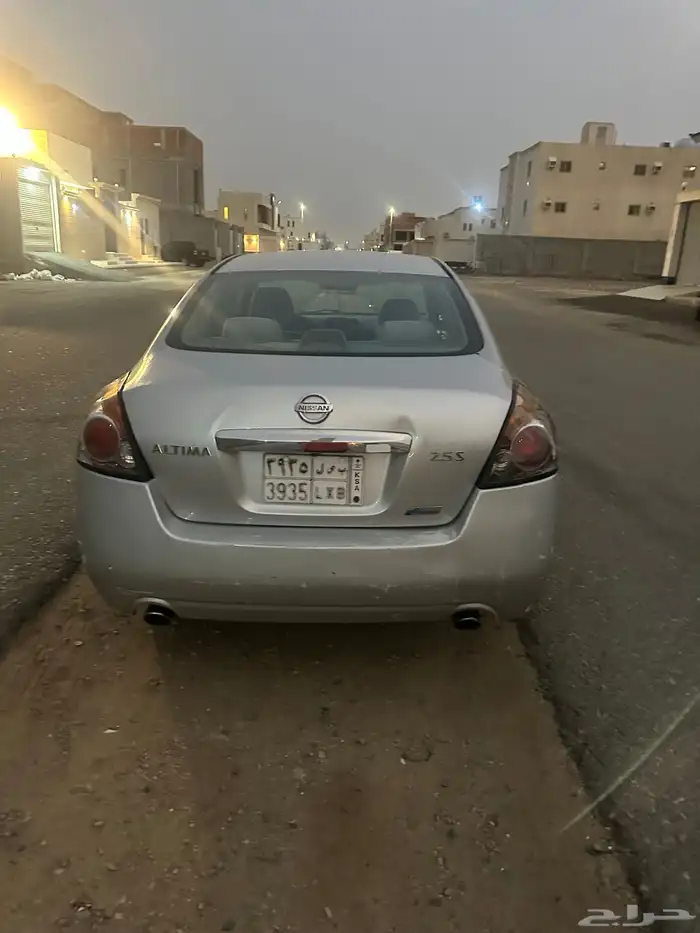 للبيع التيما 2010 2