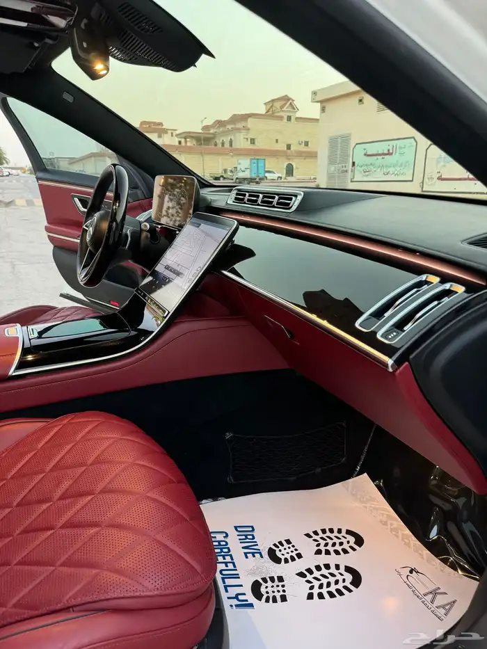 مرسيدس 2021 جفالي S500 نظيف ابيض داخل احمر 25