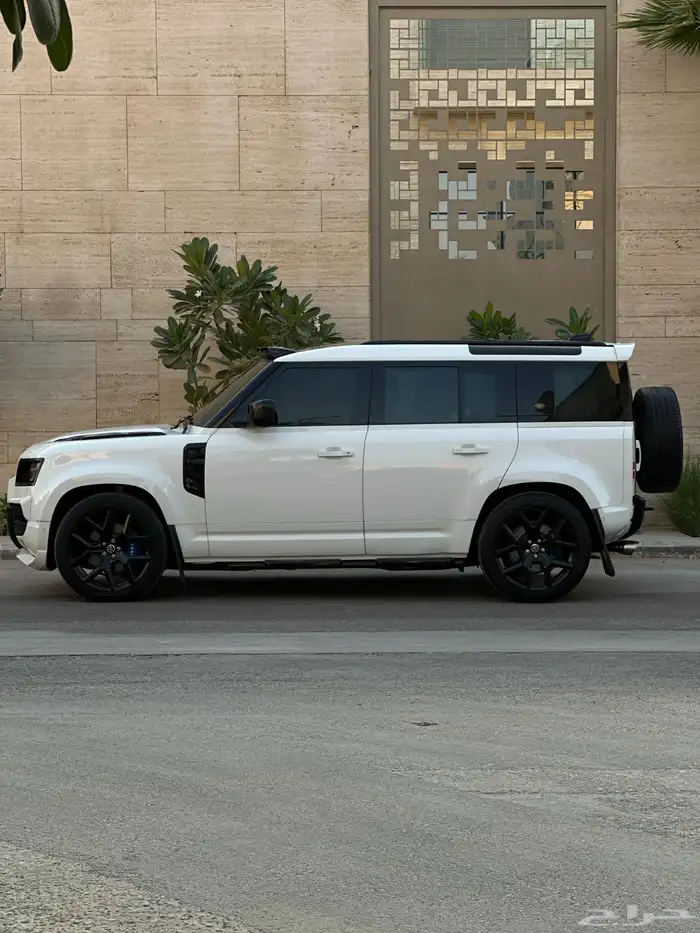 ديفندر HSE 2021 اوربن 15