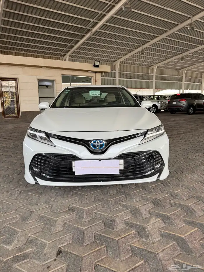 تويوتا كامري GLE هايبرد موديل 2019 2