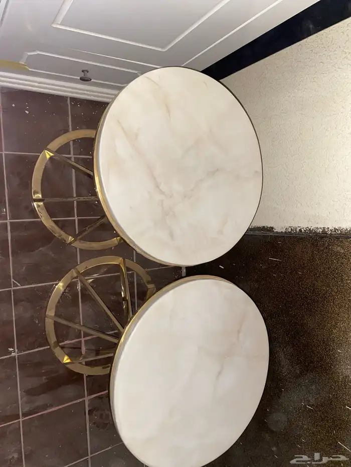 طاولات خدمة جديدة 0