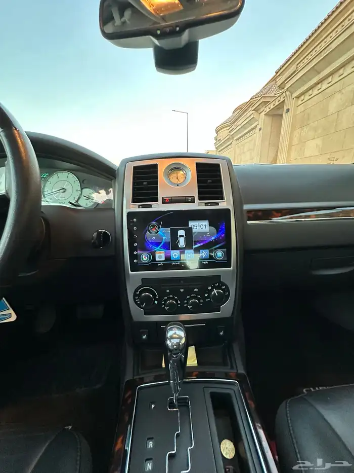 كرايزلر C300 2008 فل كامل نظيف للبيع 14