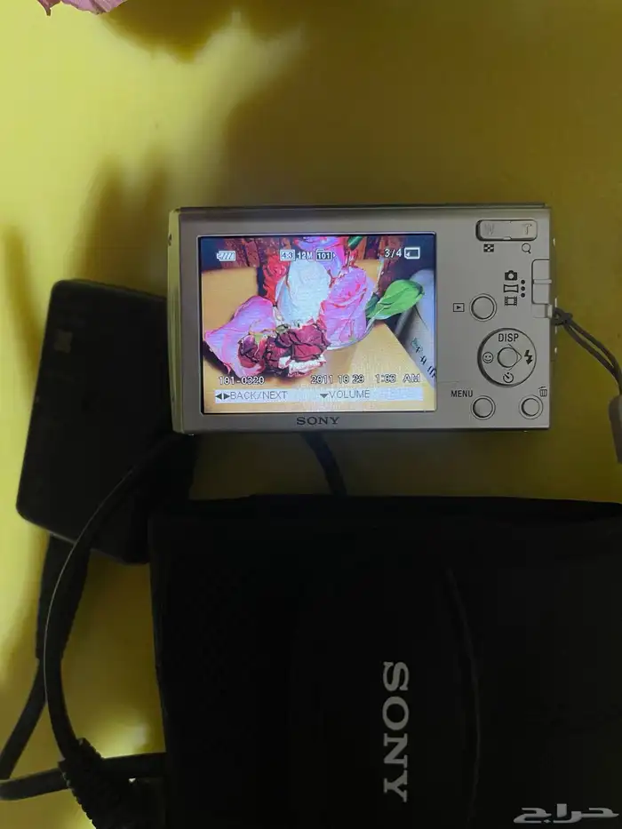 كاميرا سوني جديده بكل اغراضها 1