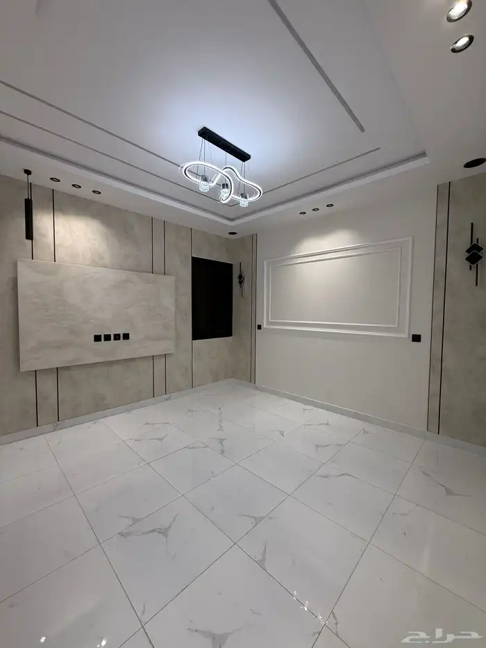 للبيع شقق علويه بمصعد وسطح خاص علي طريق ابها الخميس 9