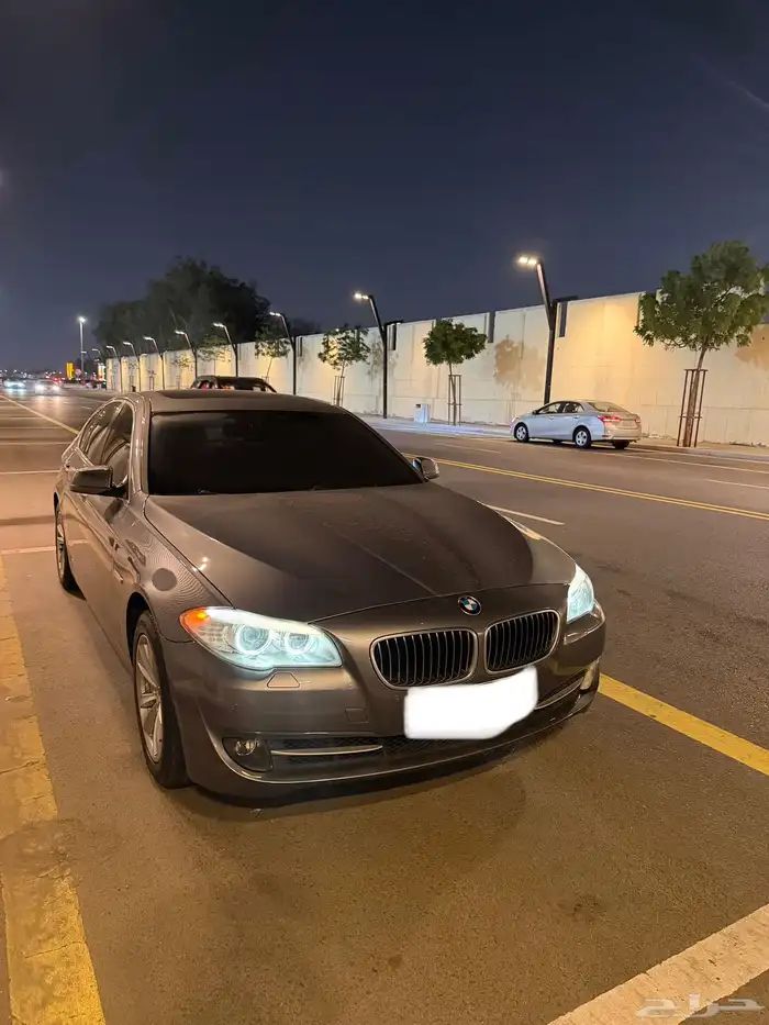 BMW520i 13