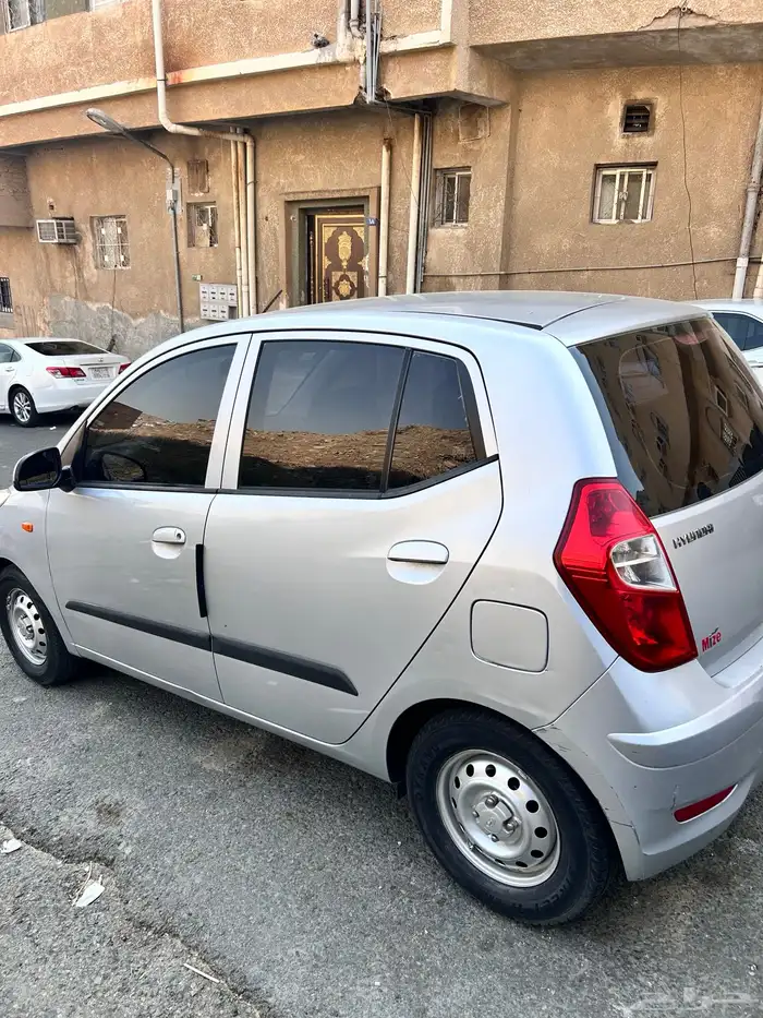 i10  2012 للبيع 2