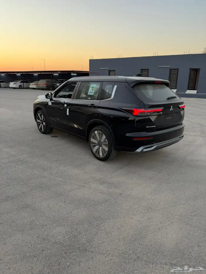 ميتسوبيشي اوتلاندر 2026 نص فل بلس ب 119900 عرض خاص شكل جديد 5