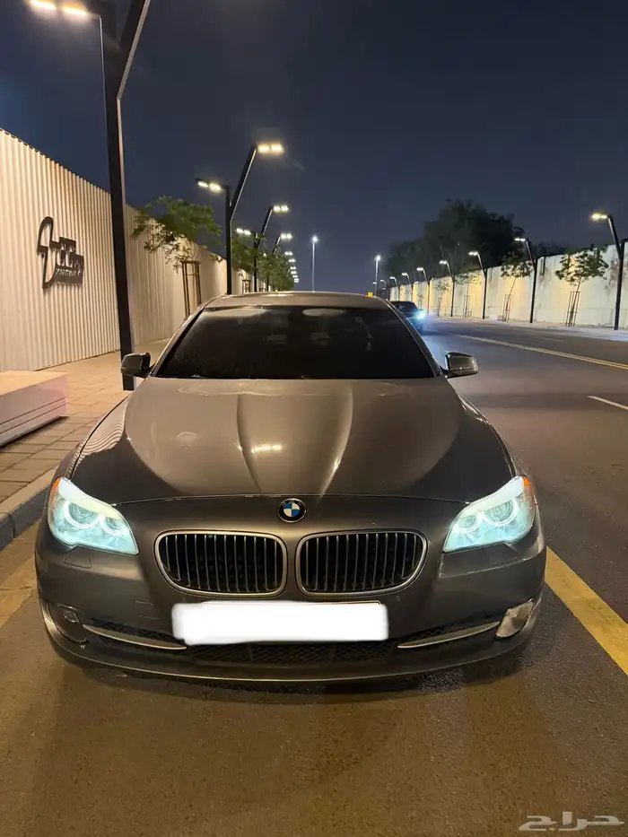 BMW520i 11