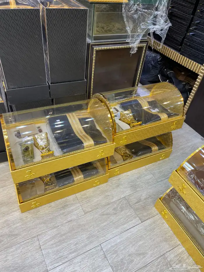 بشت وبر شتوي هدايا زواج ترقية تقاعد تكريم منزل جديد 45