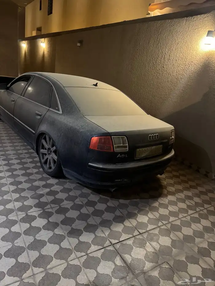 اودي 2007 فئة A8 ماشيه 200تقريبا 2