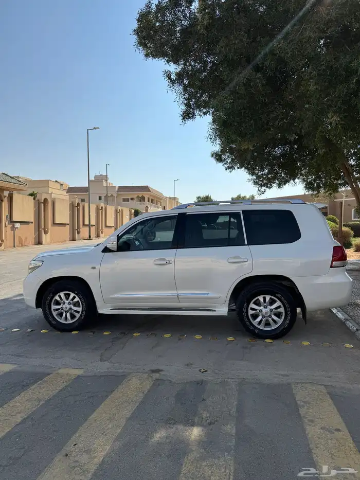 لاندكروزر جي 2009 تماتيك 12