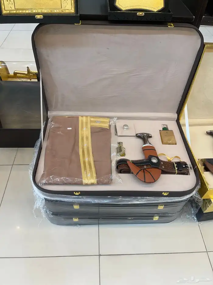 بشت وبر شتوي هدايا زواج ترقية تقاعد تكريم منزل جديد 79