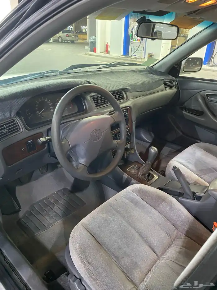 كامري 2002 GLi اللون فضى 18