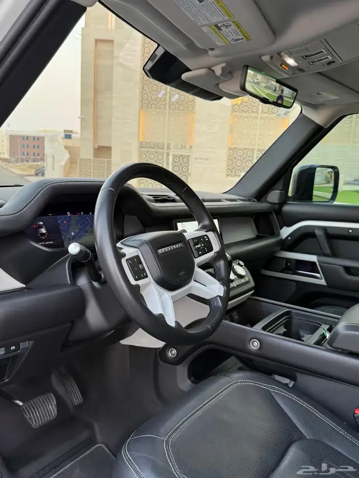 دفيندر HSE V6 17