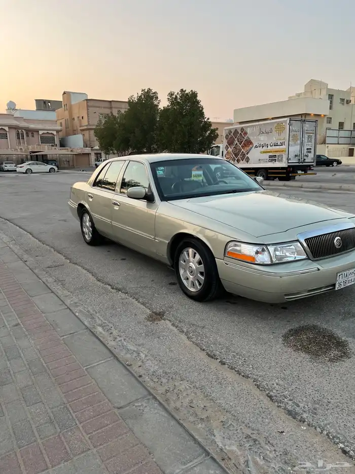 فورد قراند ماركيز لمتد 26