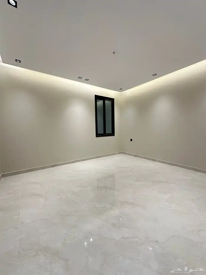 شقق للبيع بمداخل مستقلة و اسطح خاصة 37