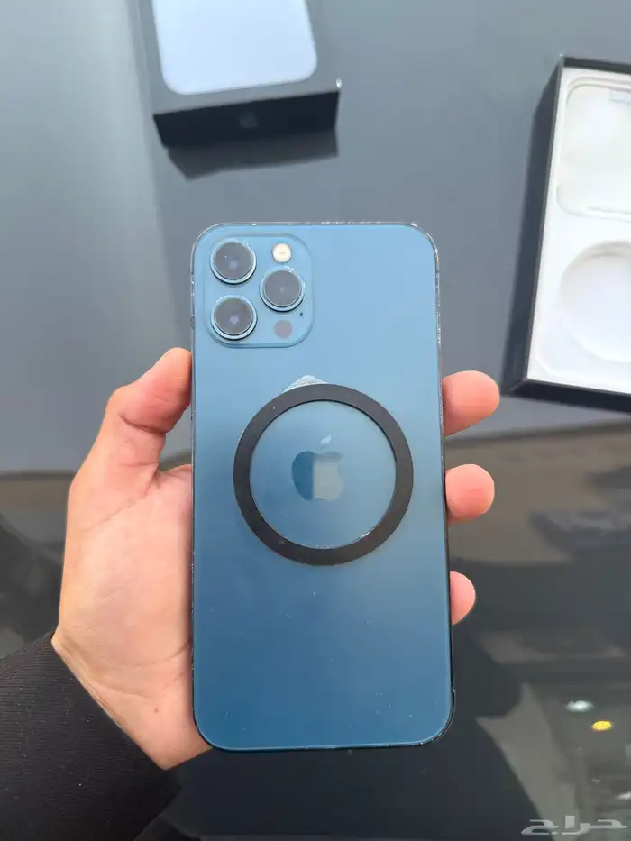 آيفون 13 برو ماكس 256 و ايفون 12 برو ماكس 128 9