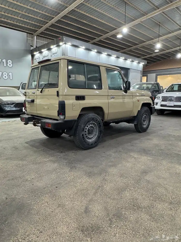 تويوتا ربع ابيض 3