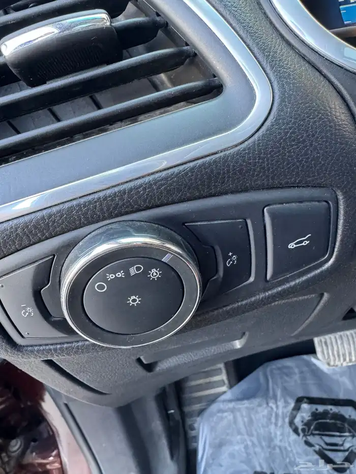 للبيع فورد ايدج 2016 تيتانيوم 18