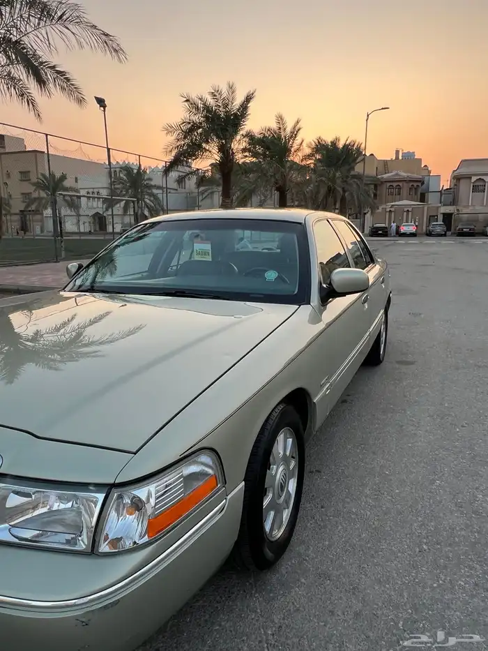 فورد قراند ماركيز لمتد 2