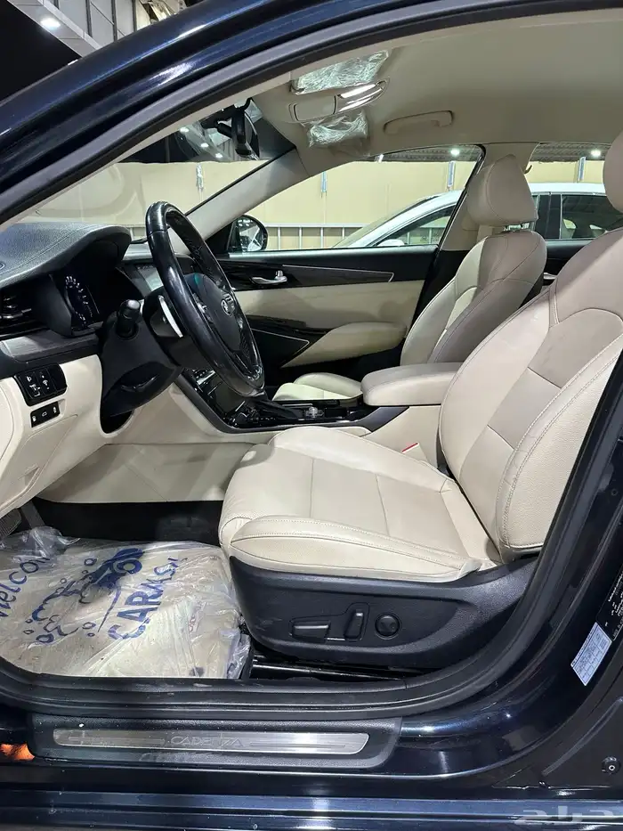 كيا كادينزا 2020 كحلي وكالة بدي ومحركات 35