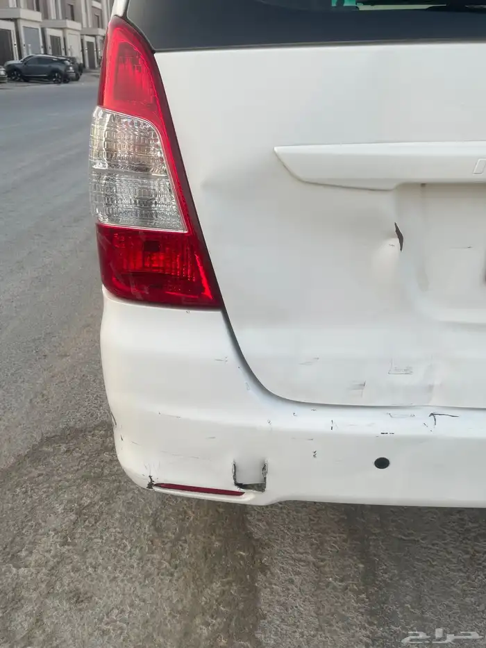 انوفا 2015 للبيع قير اوتوماتيك 4