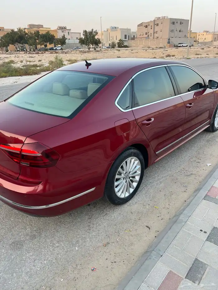 فولكس واجن باسات 2017   ممشى 83 ألف فقط   نظيفة جد ا 0