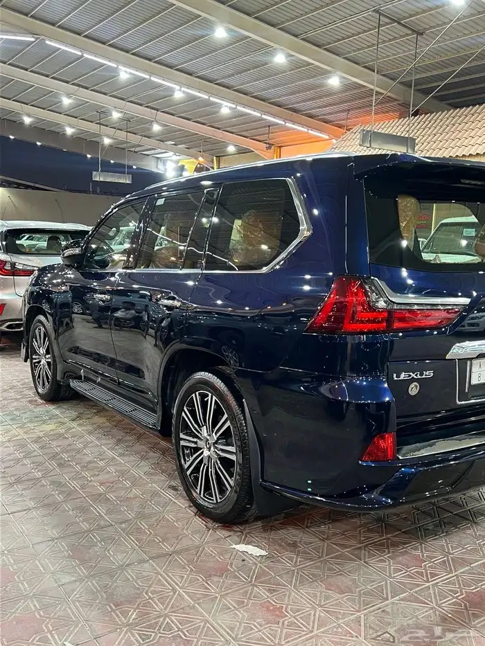 لكزس سبورت 2019 كحلي جملي 2