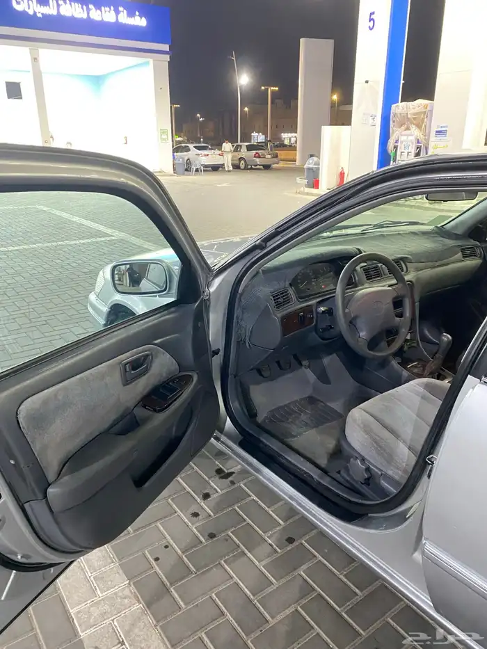 كامري 2002 GLi اللون فضى 20