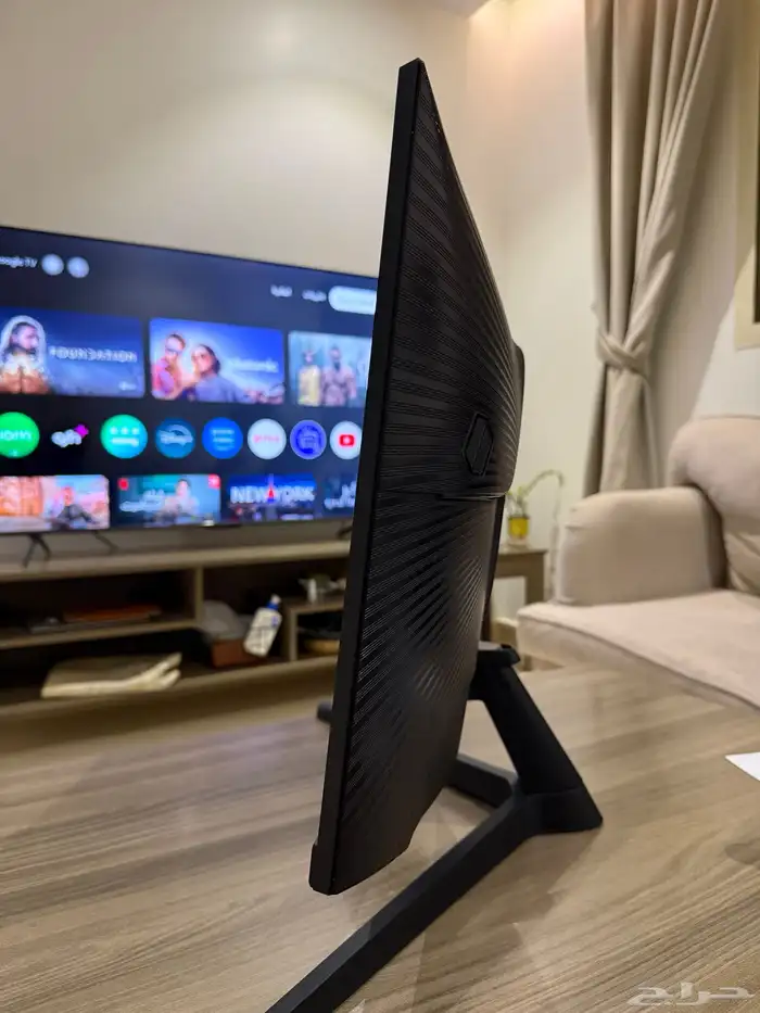 شاشة اوديسي G5 سامسونج منحنية 27   165 Hz 3