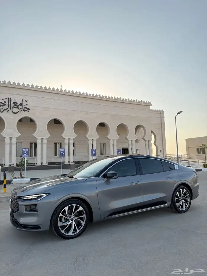 فورد تورس 2024 فل كامل تيتانيوم 2